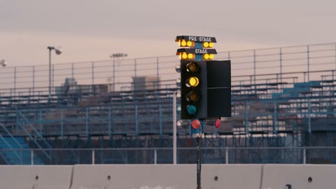 Beat 5: Staging lights