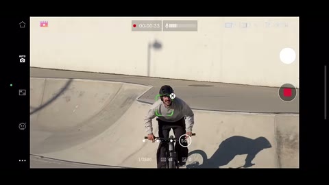 Beat 17: BMX wheelie