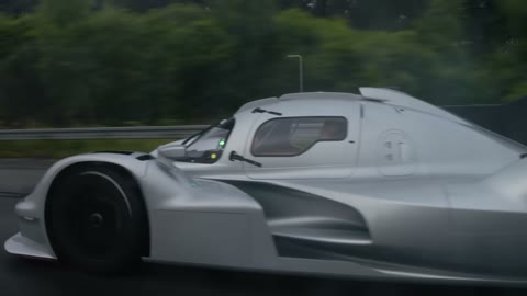Beat 6: Two cars together
