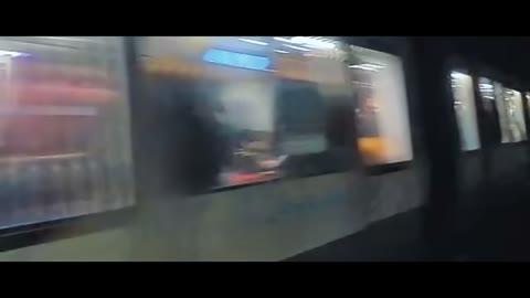 Beat 7: Glass tunnel and metro