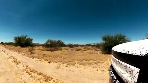 Beat 21: Dirt road chase