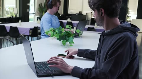 Beat 3: Glitch to office