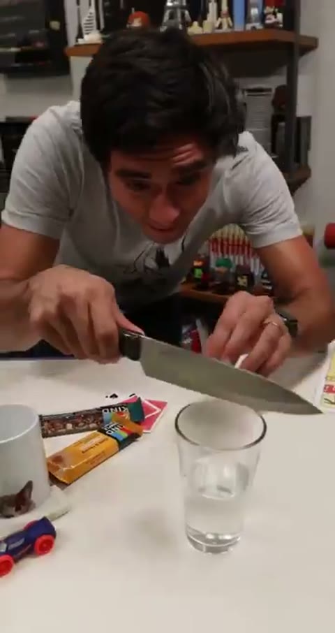 Beat 3: Knife