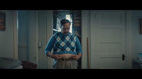 Beat 4: His look