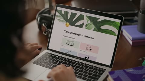 Beat 7: Resume on laptop