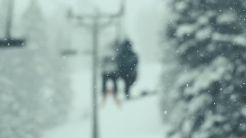 Beat 4: Chairlift in snow