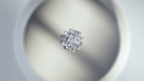 Beat 3: Cubes expand