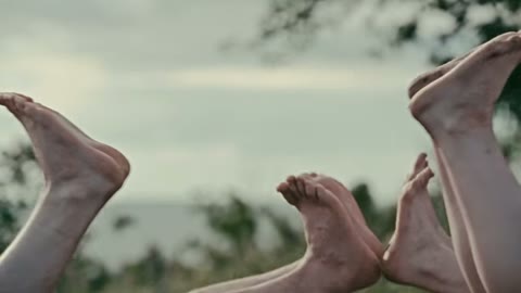 Beat 14: Bare feet