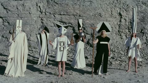 Beat 15: Procession
