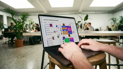 Beat 1: Laptop in office
