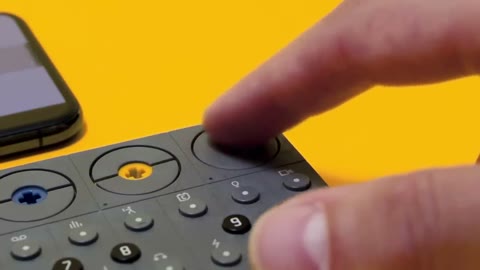 Beat 7: Dial press