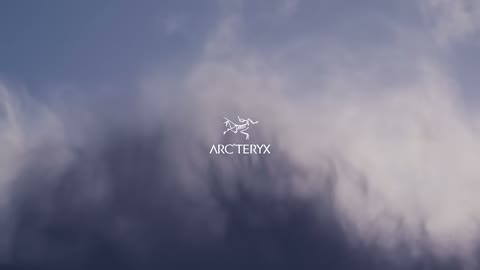 Beat 3: Logo over cloud