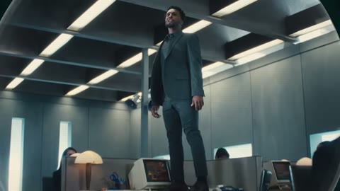 Beat 1: Man on desk
