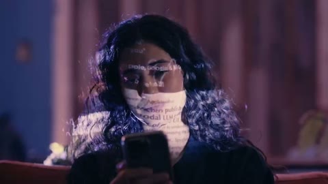 Beat 2: Text on face