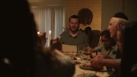 Beat 15: Family dinner
