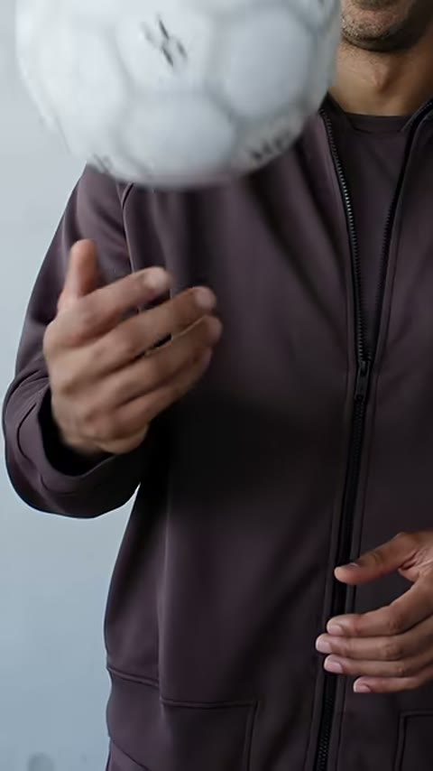 Beat 3: Hand spins
