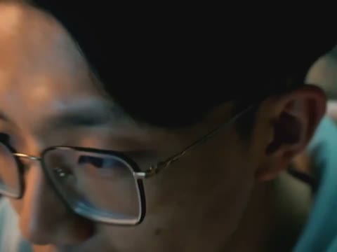 Beat 2: Close-ups