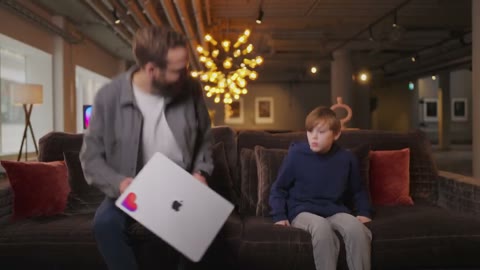 Beat 1: Laptop handover