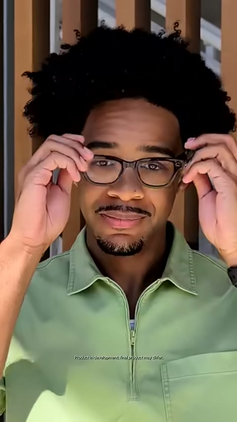 Beat 3: Glasses on