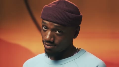 Beat 5: Sly look
