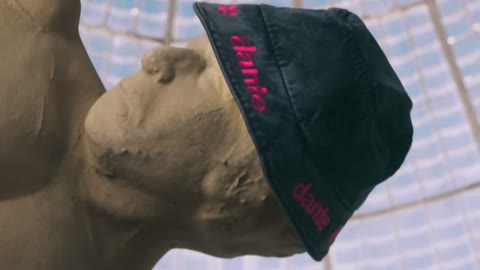 Beat 8: Statue in a cap