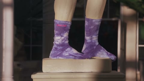 Beat 9: Statue socks