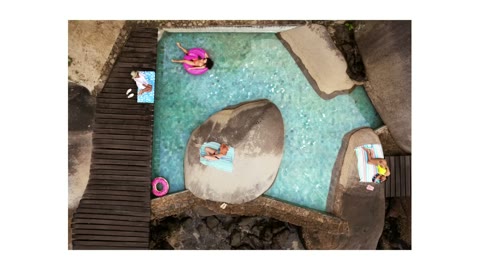 Beat 12: Pool from above