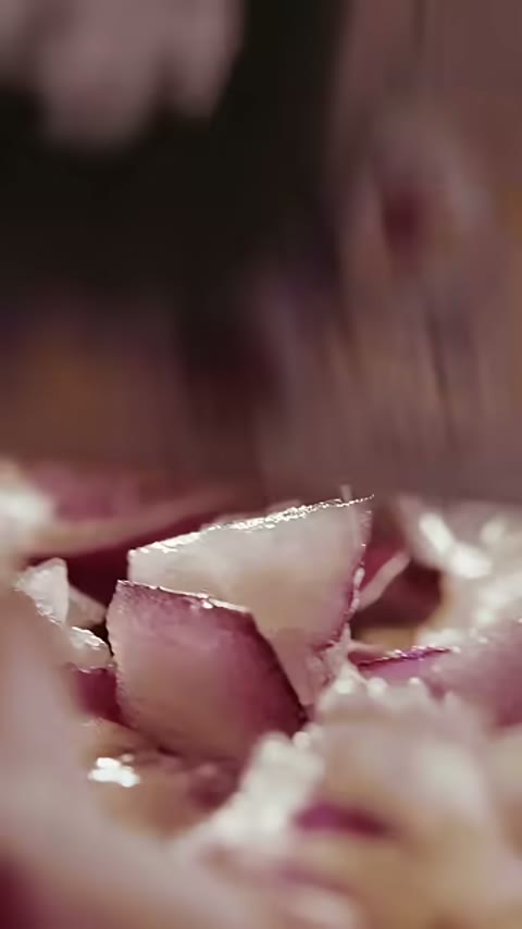 Beat 13: Kitchen cutaways