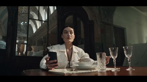 Beat 7: Phone store