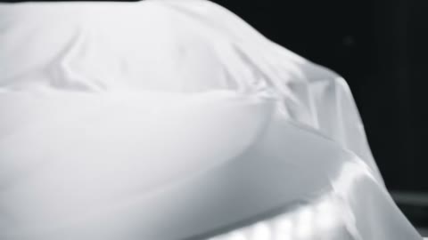 Beat 8: Cloth close-ups