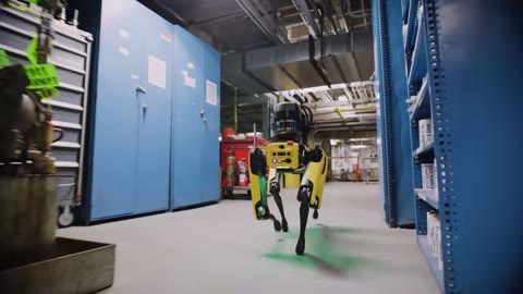 Beat 4: Spot close walk
