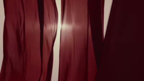 Beat 4: Red fabric