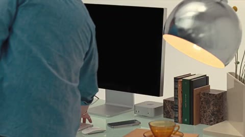 Beat 2: Monitor close-up
