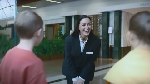 Beat 14: Greeter in lobby