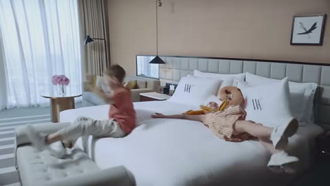 Beat 18: Kids burst in