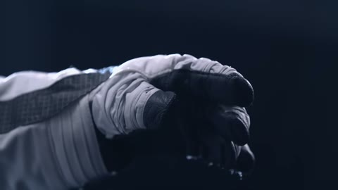 Beat 4: Glove