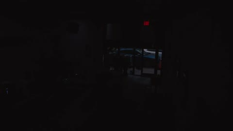 Beat 1: Dark café