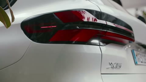 Beat 7: Rear lamp