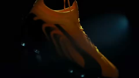 Beat 8: Gold sparkle