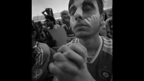 Beat 5: Fans arrive