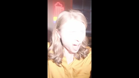 Beat 3: Phone back