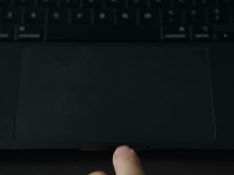 Beat 1: Empty trackpad
