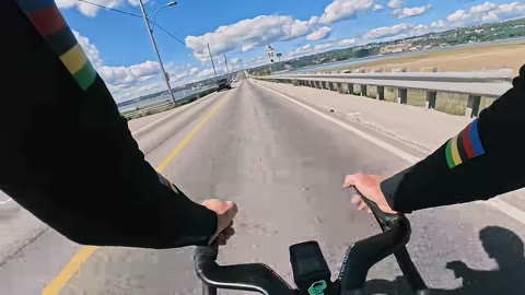 Beat 17: Rider selfie