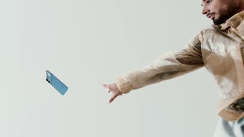 Beat 16: Phone toss