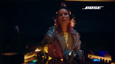 Beat 18: DJ to camera