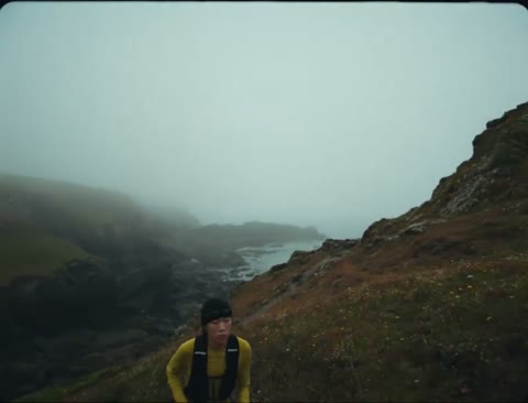 Beat 1: Runner in fog