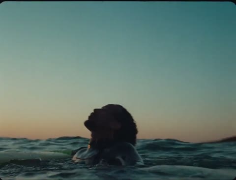 Beat 21: Surfer surfaces