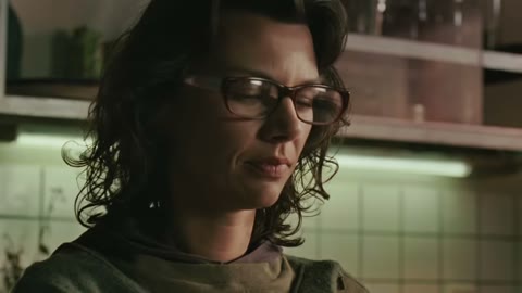 Beat 2: Her face