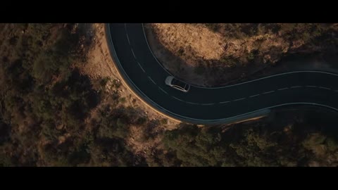 Beat 18: Couple driving