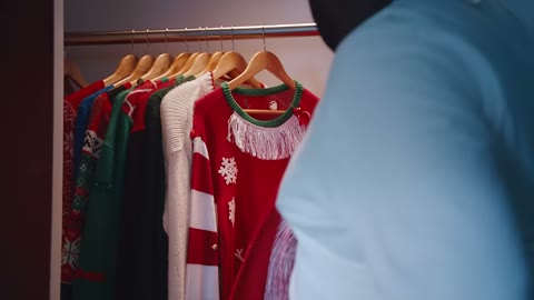 Beat 8: Santa close-up